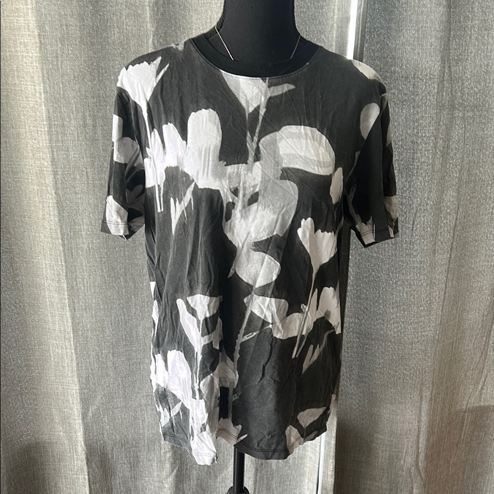 Hugo Boss Black and White Short Sleeve Tee